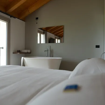 Forchir Farm stay *